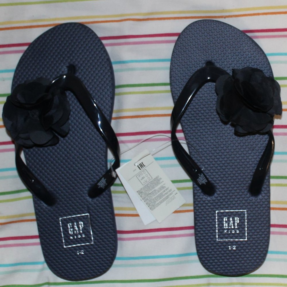 Girls Gap Flip Flops